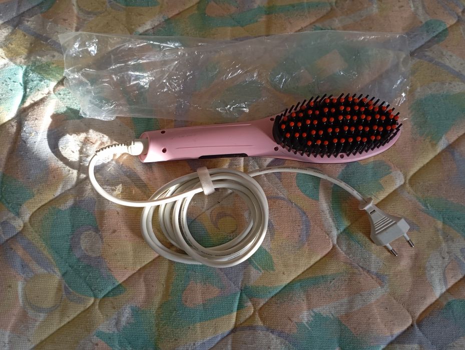 15€ escova  alisamento de cabelo entrego em Rio tinto ou envio CTT