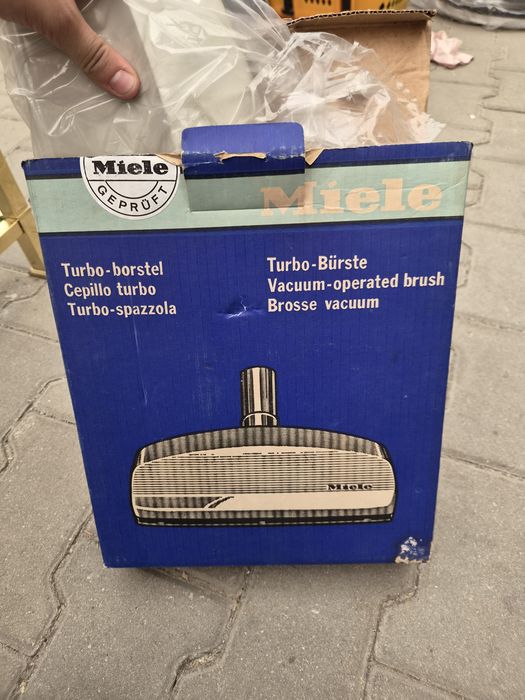 Turboszczotka do odkurzacza miele