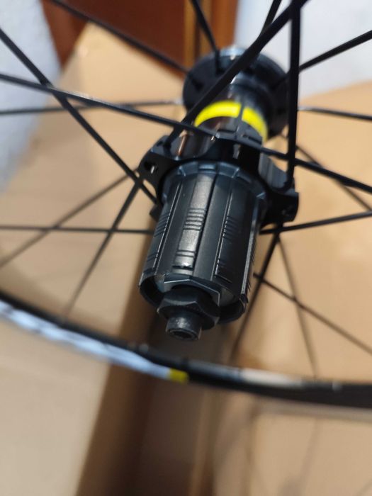 Rodas Mavic Cosmic novas