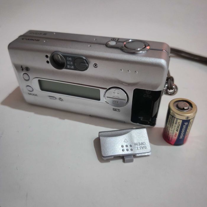 Canon Ixus III - Máquina fotográfica analógica de rolo APS