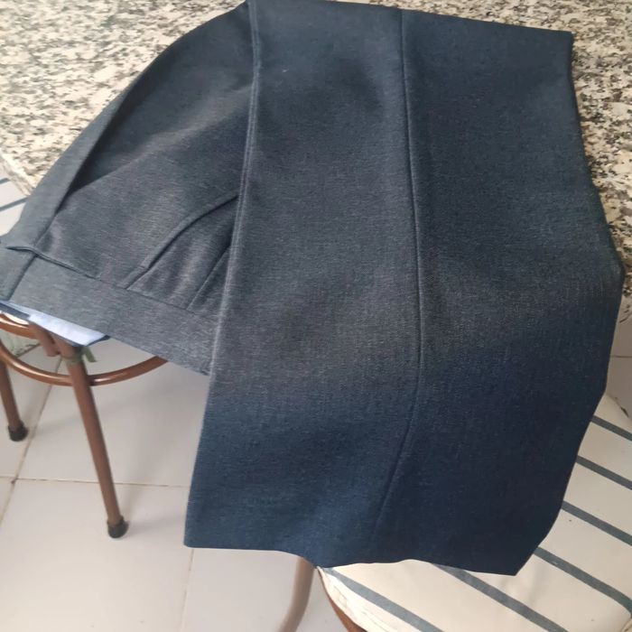 Vendo calças para homem