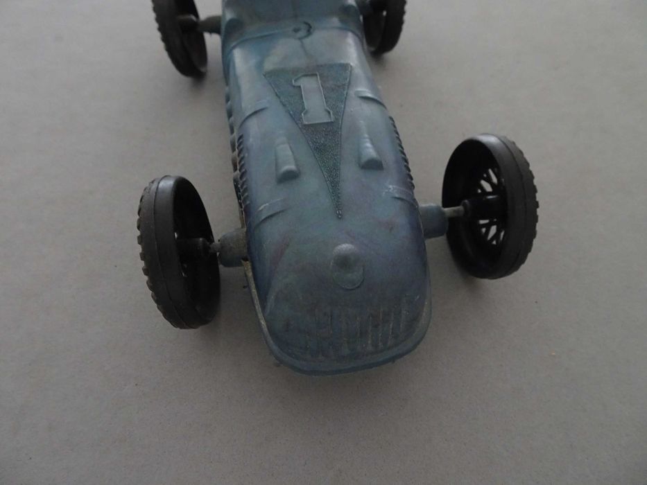 Antigo brinquedo português carro em plástico