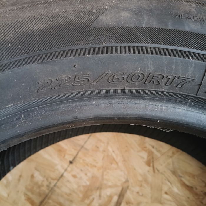 Резина225*60*17 бу