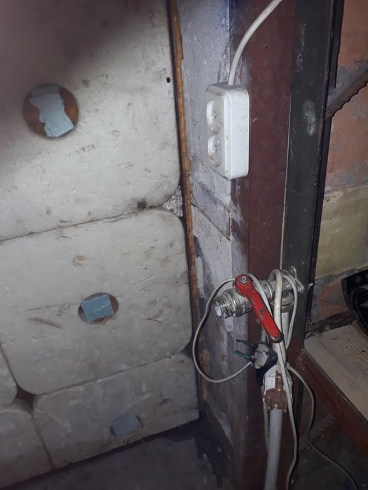 Гараж Троещина Пуховская 2 Военавто 2 уровня 4х6 метров