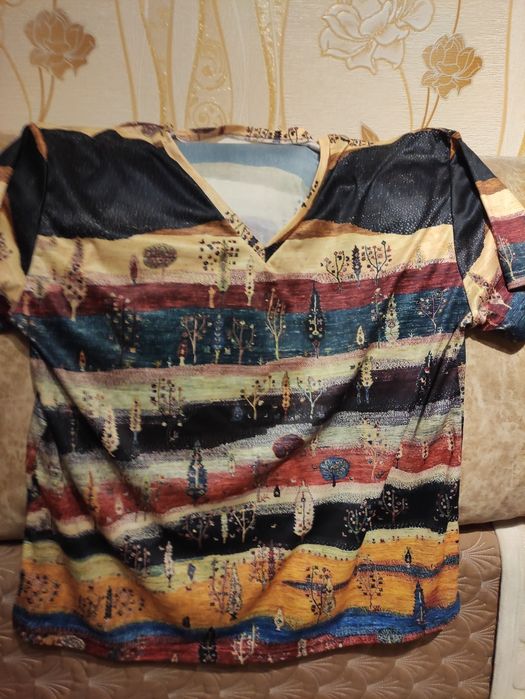 Зручна футболка. Розмір зх l