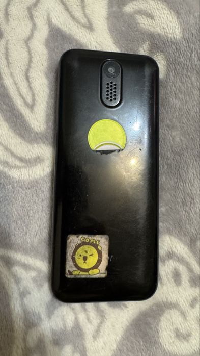 Комлект телефонів (Nokia,Nomi)