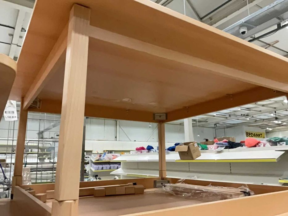 stolik dziecięcy szkolny kwadratowy 120x120 regulowany