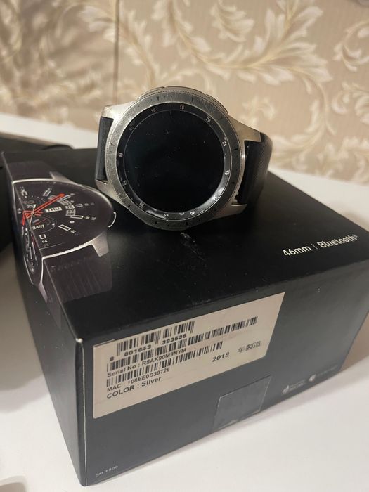 Продам часы Samsung