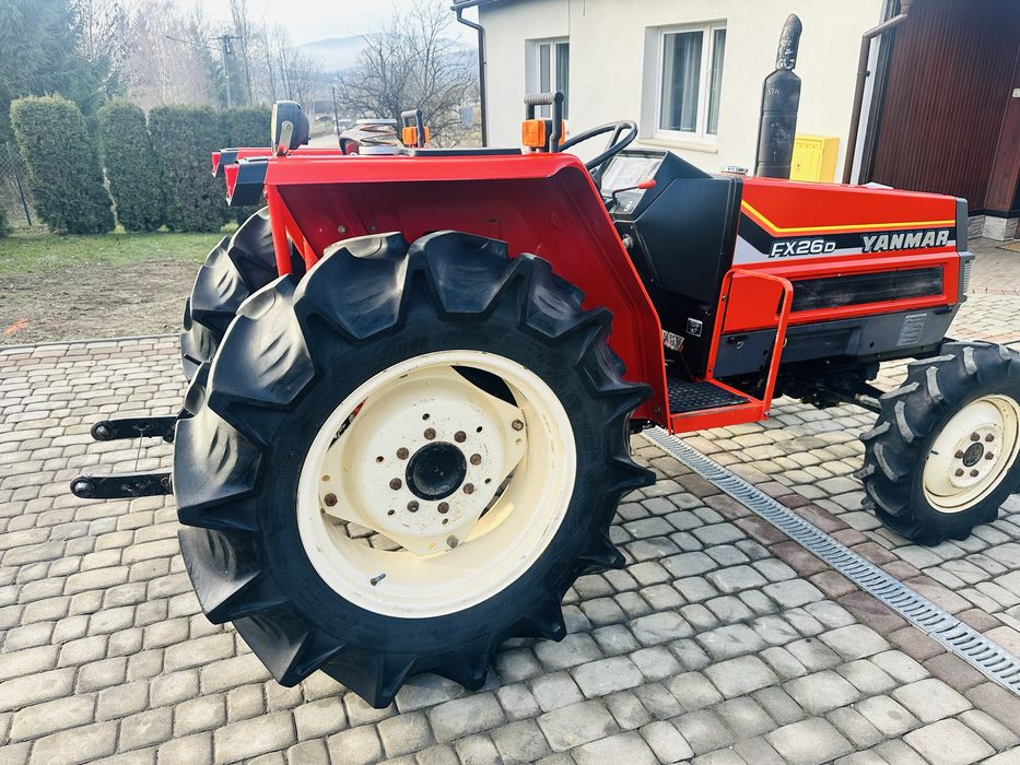Traktor Yanmar FX 26 wspomaganie kierownicy 4 cylindry 4x4 orginał