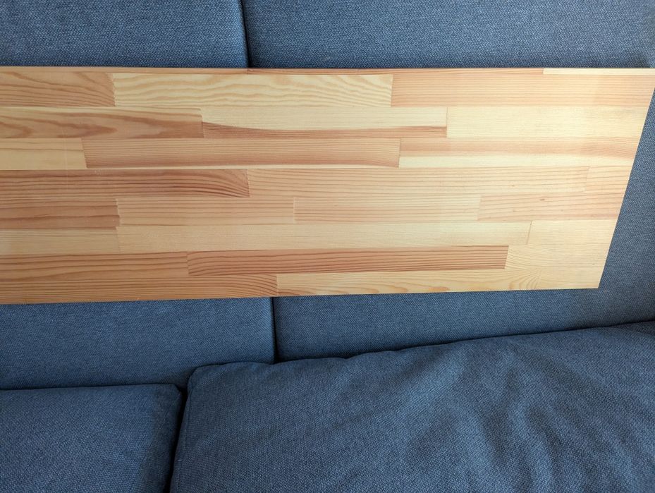 Półki sosnowe lakierowane 60cm x 32.5cm x 1.8mm