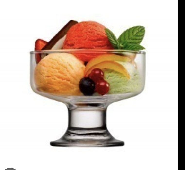 Zgrabne pucharki do lodów.11 sztuk.