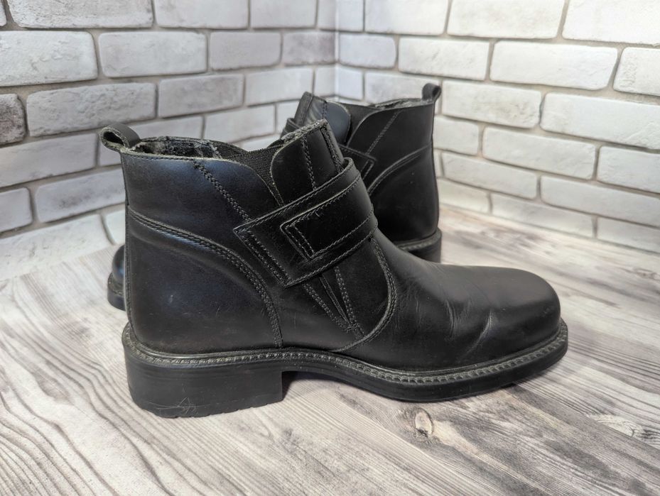Шкіряні черевики Clarks, розмір 41