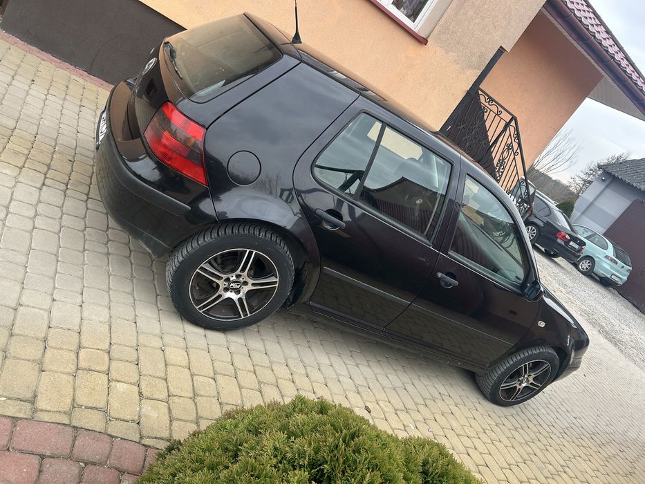 Sprzedam Vw Golf 1.4