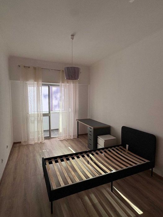Casa T3 para arrendar em Corroios– 800€/mês