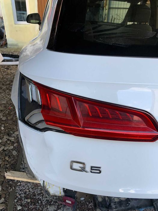 Кришка багажника audi Q5 80a