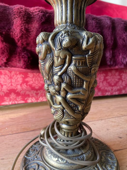 Candeeiro Antigo em Bronze  (Orgia Romana)