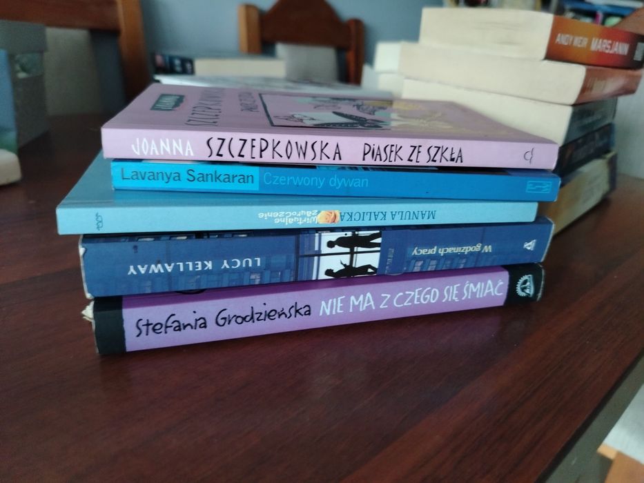 Zestaw książek stan dobry