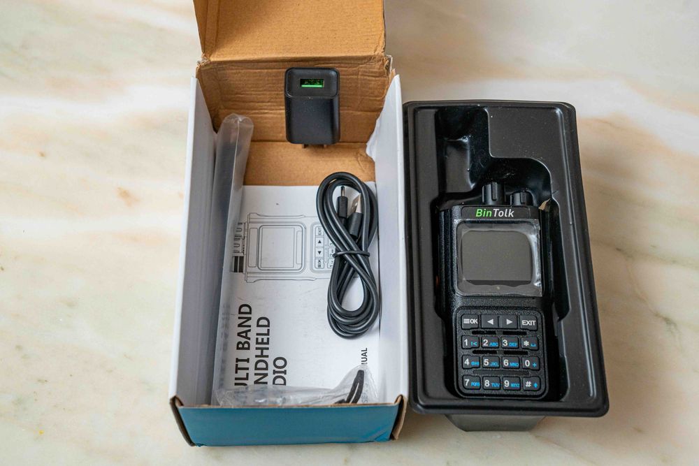 BinTolk BT8000 Walkie Talkie 10W Multifrequencias incluindo CB