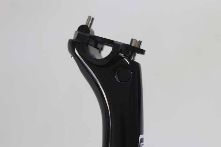 Espigao selim carbono – 31.6 mm / 400 mm