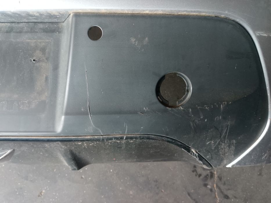 Para choques traseiro Peugeot 208 II E