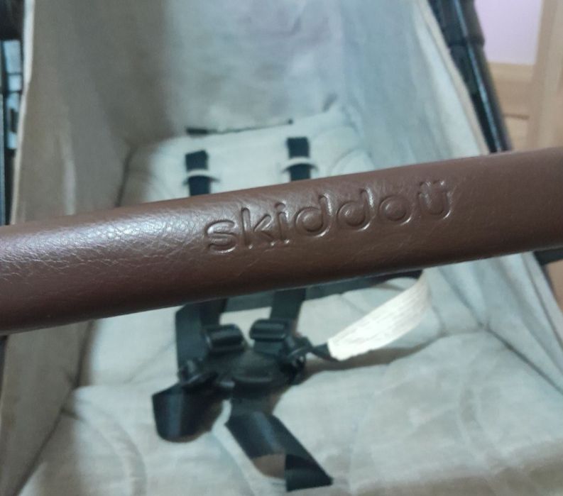 Okazją Lekki   wózek spacerowy spacerówka stan bdb  Skiddou