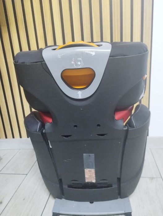 Fotelik Chicco Aristona z ISIFIXEM 15-36kg