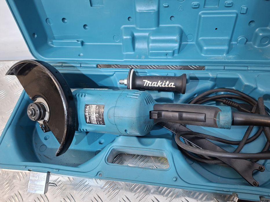 Makita Кутова шліфувальна машина Makita GA 9020R