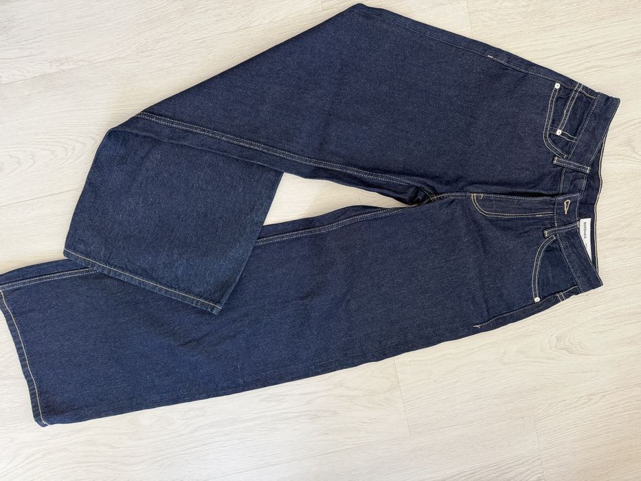 Джинцы Bershka 34