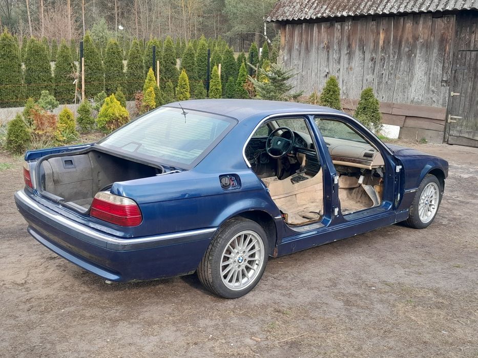 Części BMW E38 735i 1998r