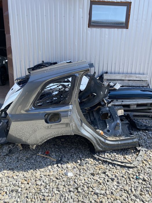 Четверть ауді q7 права задня