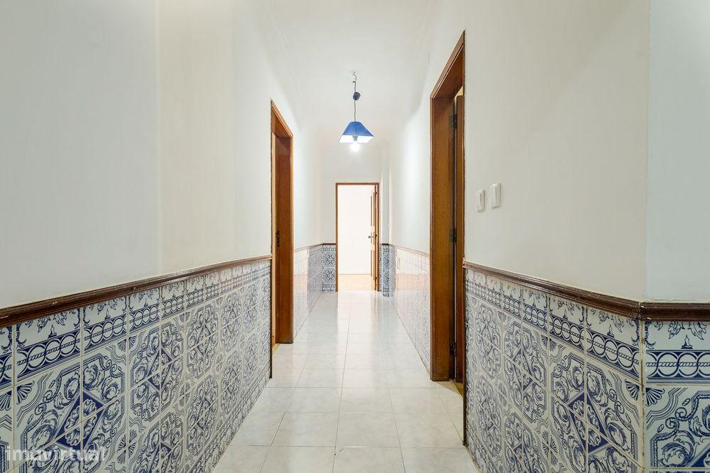 Apartamento T2 para Arrendamento | Largo Padre Américo, Massamá