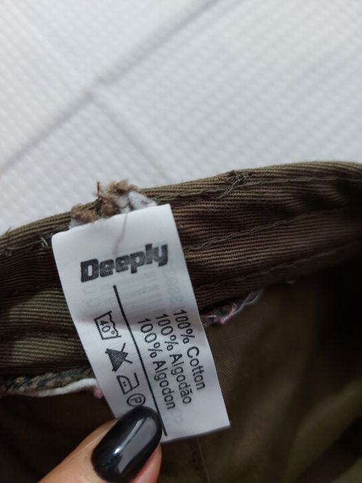 Boné da Deeply - Cor Caqui - Tam° 58.