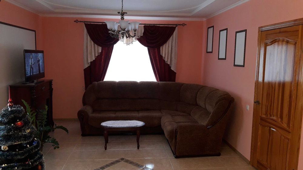 Продам будинок з ремонтом