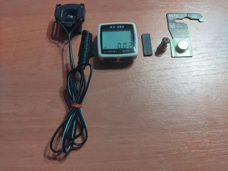 Продам велокомпьютер As-880.