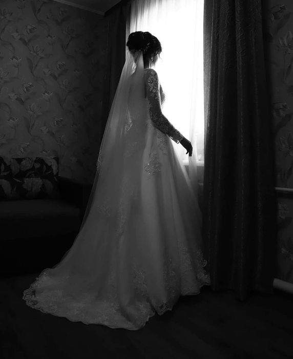 Весільна   сукня