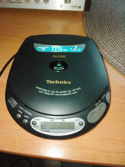 Discman Technics SL-XP 180.