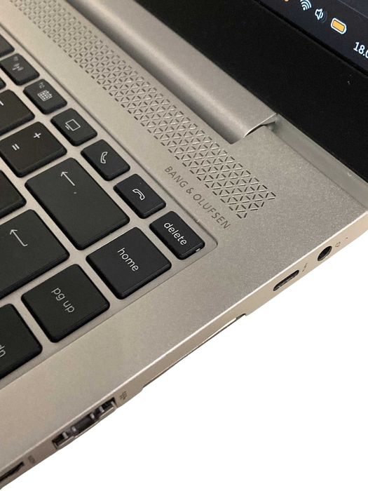 Laptop HP Elitebook 840 G5  Intel Core i5/8GB/256GB + Zasilacz