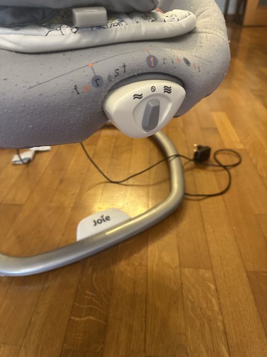 Cadeira de baloiço elétrica  para bebé
