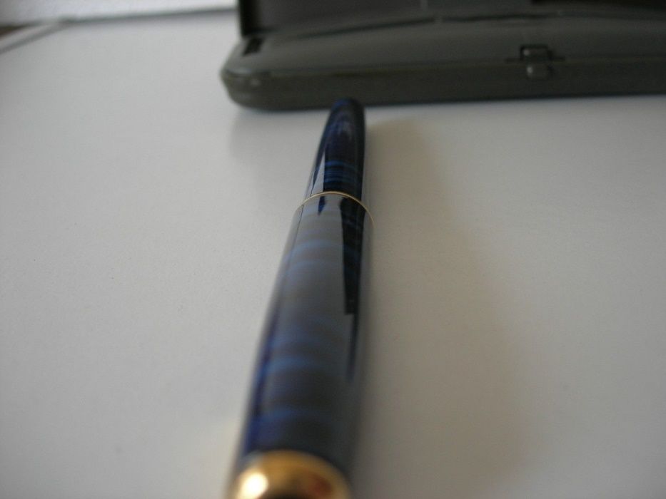 Caneta Parker Sonnet Deep Azul Marmeroado Ouro Aparo F