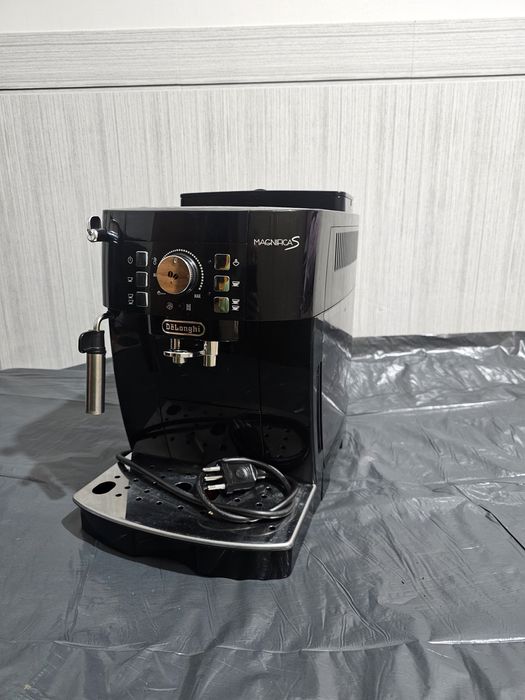 Кавоварка Delonghi Magnifica S