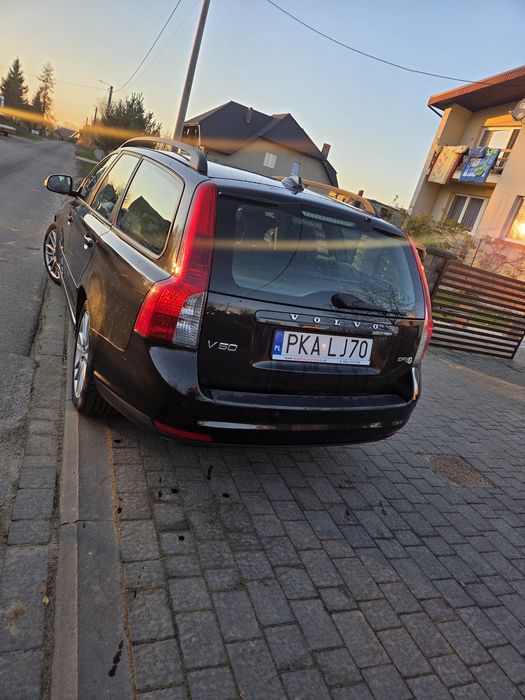 Volvo V50 2011 rocznik