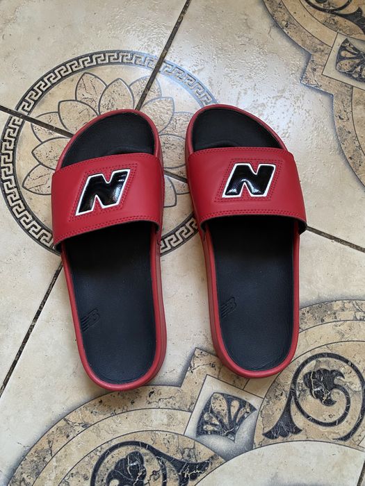 Шлепанцы тапочки шлепки тапки UNISEX унисекс NEW BALANCE 200