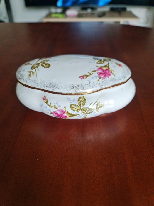 Porcelana Chodzież Iwona Złota Róża bomboniera