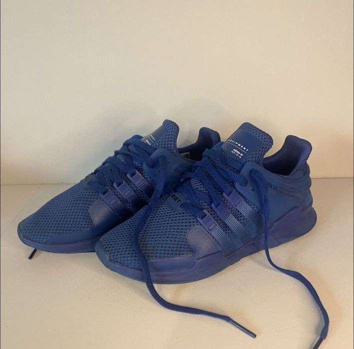 Спортивні кросівки adidas