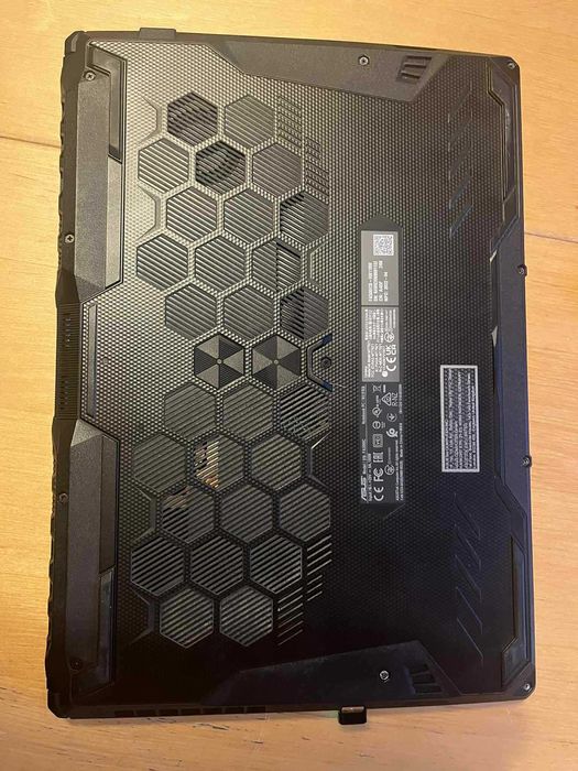 Gamingowy laptop Asus TUF A15 (FA506ICB-HN119W)