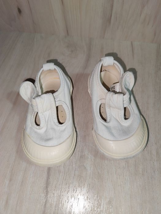 Дитячі перші туфільки H&M