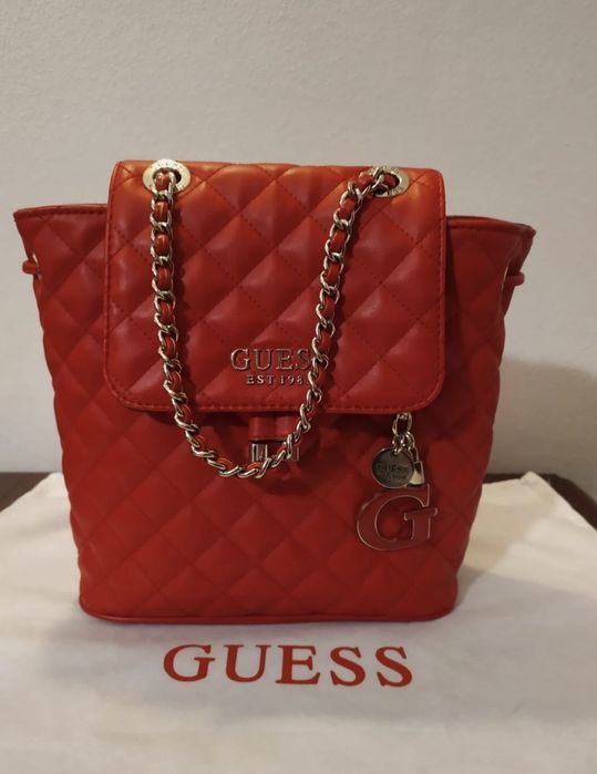 Mochila Guess vermelha