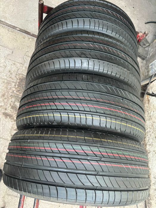 Opony Nowe 215 45 R18 Michelin