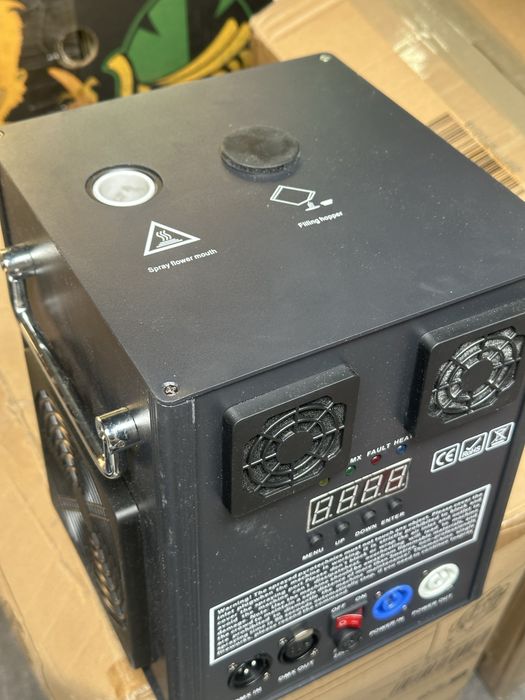 2x Iskrownik sceniczny Cold Spark DMX + skrzynia transportowa CASE