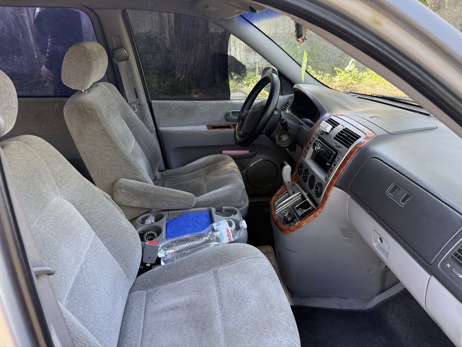 Продам KIA Carnival 2.9 crdi